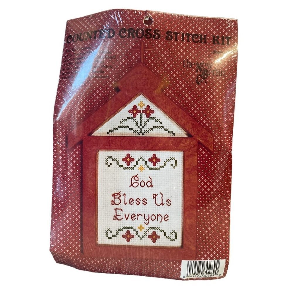 Counted Cross Stitch Kit 30289 God Bless Us Everyone Red House‎ Frame